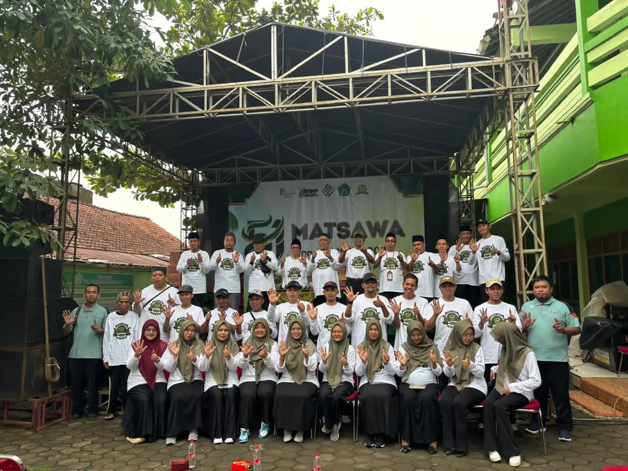 MTs Walisongo Laksanakan Rangkaian Harlah ke-51 dengan Arwahan Massal, Khotmil Al-Qur’an, dan Jalan Sehat 