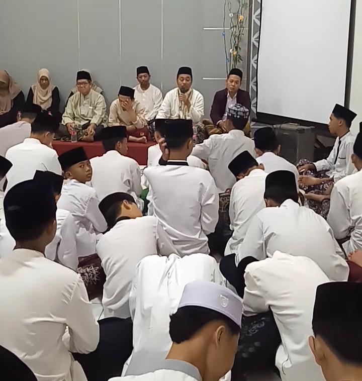 MTs Walisongo Gelar Peringatan Isra’ Mi’raj Nabi Muhammad SAW