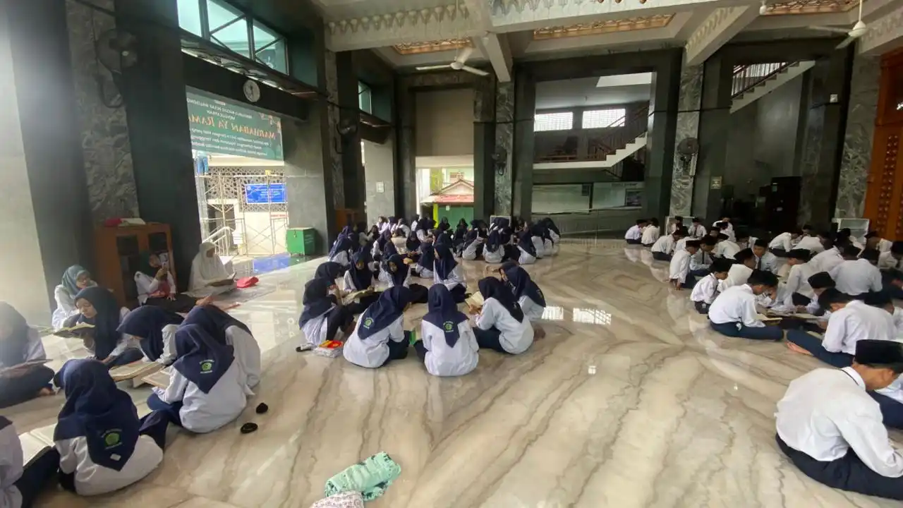 Ikhya’ur Ramadhan Hari Ke-2 Bertepatan dengan Haul ke-25 KH. Mahfudz Asymawi dan Haul Masyayikh Yayasan Walisongo