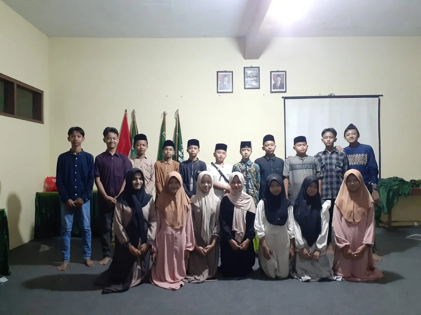 PK IPNU-IPPNU MTs Walisongo Gelar Kegiatan Sosial Ramadan: Berbagi Takjil dan Iftar Jama’i